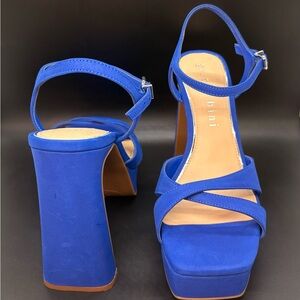 Gianni Bini Vibrant Blue Platform Heels